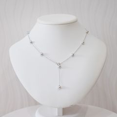 シェルモチーフ ロングネックレス パール調 ビジュー付き 上品 - メルカリ