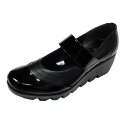 ブラック　First Contact(ファーストコンタクト)　日本製 美脚 カジュアルパンプス レディース ウエッジソール　011