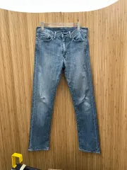 リーバイス 513 31/32 スリム ストレートフィット シュシュジーン 出品