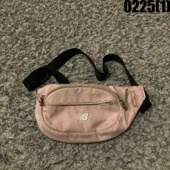 ニューバランス ヒップバッグ ピンク