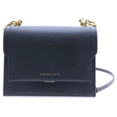 CHARLES&KEITH (チャールズ＆キース) ロゴ レザーチェーンショルダーバッグ ブラック/ゴールド