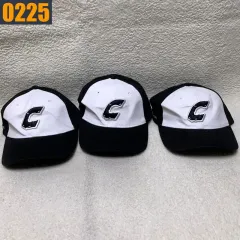 C ロゴ刺繍ベースボールキャップ 帽子