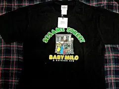 XLベイプ ベイビーマイロ セサミストリート 半袖Tシャツ
