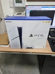 【新品未使用】PlayStation 5 CFI-2000A01 外箱破損有 SONY（ソニー） 【新品】PlayStation 5 slim CFI-2000A01【送料無料