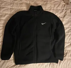 ナイキ ブラック 起毛 フリース ジップアップ