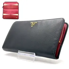 内側に秘める艶✨　PRADA　長財布 サフィアーノレザー バイカラー 12カード ラウンドファスナー　ブラック ピンク
