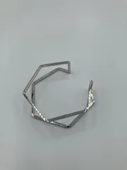 バングル/リストバンド シルバー その他金属