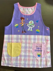 トイストーリー　キャラクターエプロン　かわいいエプロン　保育士　介護士　希少エプロン
