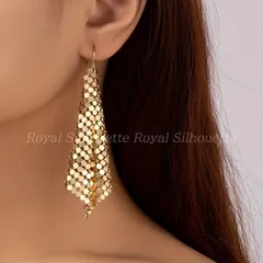 ピアス 耳飾り ゴールドカラー 金色 キラキラ 個性的 可愛い 大人可愛い シンプル レディース ジュエリー イベント パーティー 大人かわいい デイリー ガーリー フェミニン シンプル デート 撮影