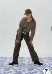 グローブ Vネック ニット