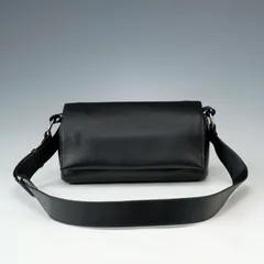 【 美品 】BEARDSLEY ビアズリー レザーボディバッグ ブラック シボ革 ワイドテープ 黒