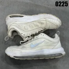 ナイキ 白 エア スニーカー