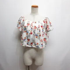 ベルシュカ Bershka 花柄 オフショル 半袖 クロップド カットソー S 白 ホワイト 裏地付き