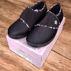 Item thumbnail for item 83f77102-d60e-4b1e-8bfd-42b5441b27ce