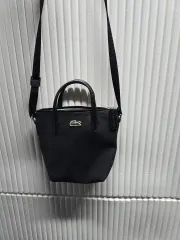 ラコステ 携帯バッグ