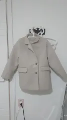 アイボリー色 レディース ショート コート