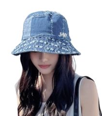 Item thumbnail for item fc51c228-369b-4ad0-8827-44565311b447