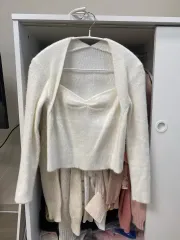 ハートネック ニット