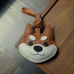 ソメス　馬サドルキーホルダー　JRA 非売品　ドウドュース ソメス 馬サドルキーホルダー JRA 非売品 ドウドュース - メルカリ