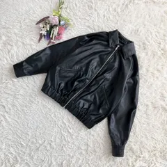 フォロワー限定お得なクーポン配布中！ 『ZARA』ザラ　フェイクレザージャケット　ボンバージャケット　長袖　裾シャーリング　バルーンシルエット　衿付き　オーバーサイズ　黒(XS)