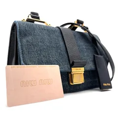 美品・正規品 miumiu ミュウミュウ マドラス デニム ショルダーバッグ フラップ 白タグあり ロゴ金具 チャーム 斜め掛け レディース インディゴブルー
