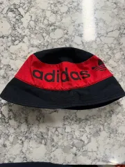 アディダス バケットハット 帽子
