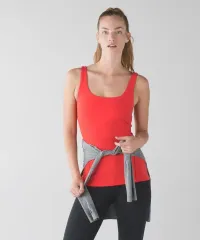 lululemon Amala Tank 6 サイズ タンクトップ スポーツブラ
