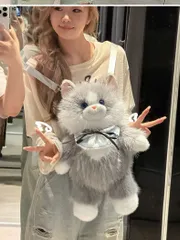 [超レア/最新作] 微笑みに癒される 走る ラグドール 猫リュック ぬいぐるみ スタイ付 1点 激カワ 誕生日 お出かけ ライブ用 [新品未使用]