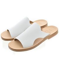 Item thumbnail for item 8aba6c4e-1d4a-49b6-9d2c-6d7147d81b70