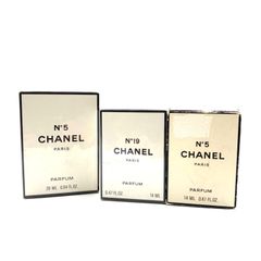 ■미개봉 2개 ■CHANEL 샤넬 향수 3개 세트 ①No5 28ml 미개봉②No19 14ml 미개봉③No5 14ml 개봉이 끝난 잔량 많아 상자 첨부 레이디스 PARFUM