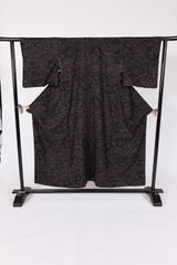 赤城紬 天然繭生紬 葉文 反端付き 焦げ茶 グリーン 葉っぱ模様 - メルカリ