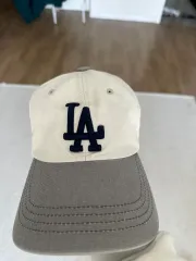LA ドジャーズ ベースボールキャップ アイボリー/グレー