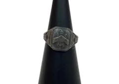 ヴィンテージ vintage College Ring カレッジ リング STS 記念リング 指輪 銀 メンズジュエリー 指輪・リング 総柄 シルバー 104A-108