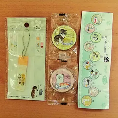 [TK]【新品★未開封品】 mofusand くら寿司コラボ ビッくらポン！ ガチャガチャ 缶バッチ / アクリルスティックキーチェーン まとめ売り 3点セット