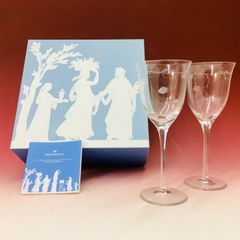 新品WEDGWOODストロベリーペアワイングラス ＆マリアージュボウル3点