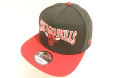 【中古】 NEW ERA メンズキャップ -- 9FIFTY BULLS キャップ NEW ERA -- 黒 ブラック 赤 レッド ロゴ
