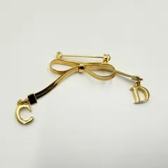 Christian Dior（クリスチャンディオール）CDロゴ リボンモチーフ ブローチ ゴールドトーン メタル ヴィンテージ