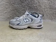 245 ニューバランス 530 スニーカー 中古 靴