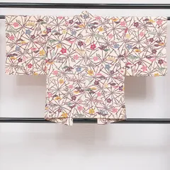 羽織 袷 身丈77cm 裄丈61cm 正絹 Cランク Sサイズ カジュアル 紐あり 紅型 古典柄 クリーム系 1217-16456