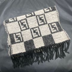 フェンディ 　  マフラー　タグ付き B25040167