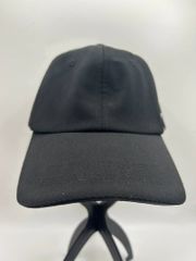 VARZAR バザール メタル ロゴ シルバー ベースボールキャップ キャップ 帽子 ブラック フリーサイズ N-19