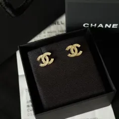 シャネル CC ロゴ イヤリング