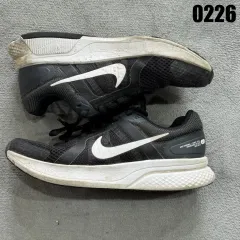 ナイキ ブラック/白 ランニングシューズ