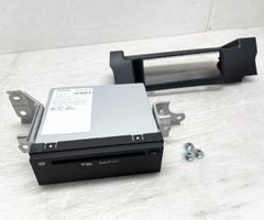 トヨタ 純正 CD・DVDデッキ 86270-K0010 アルファード用パネル付