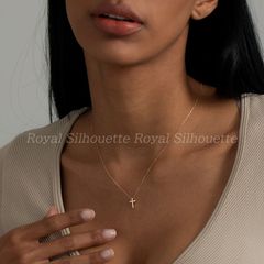 Brandy♡Melville cross necklace - メルカリ