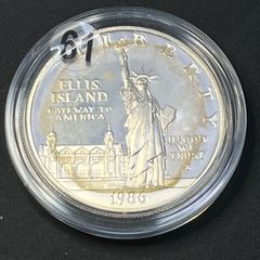 1986年（発行初年）イーグル銀貨1オンスカプセルケース入 - メルカリ