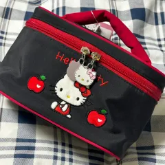 ハローキティ ブラック ポーチ バッグ