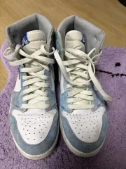 ナイキ エア ジョーダン 1 ハイ OG ハイパー ロイヤル