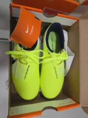 ナイキ サッカーシューズ 新品