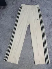 アディダス コーデュロイ ズボン プレミアム ベッケンバウアー ラックス ベル トラック パンツ m